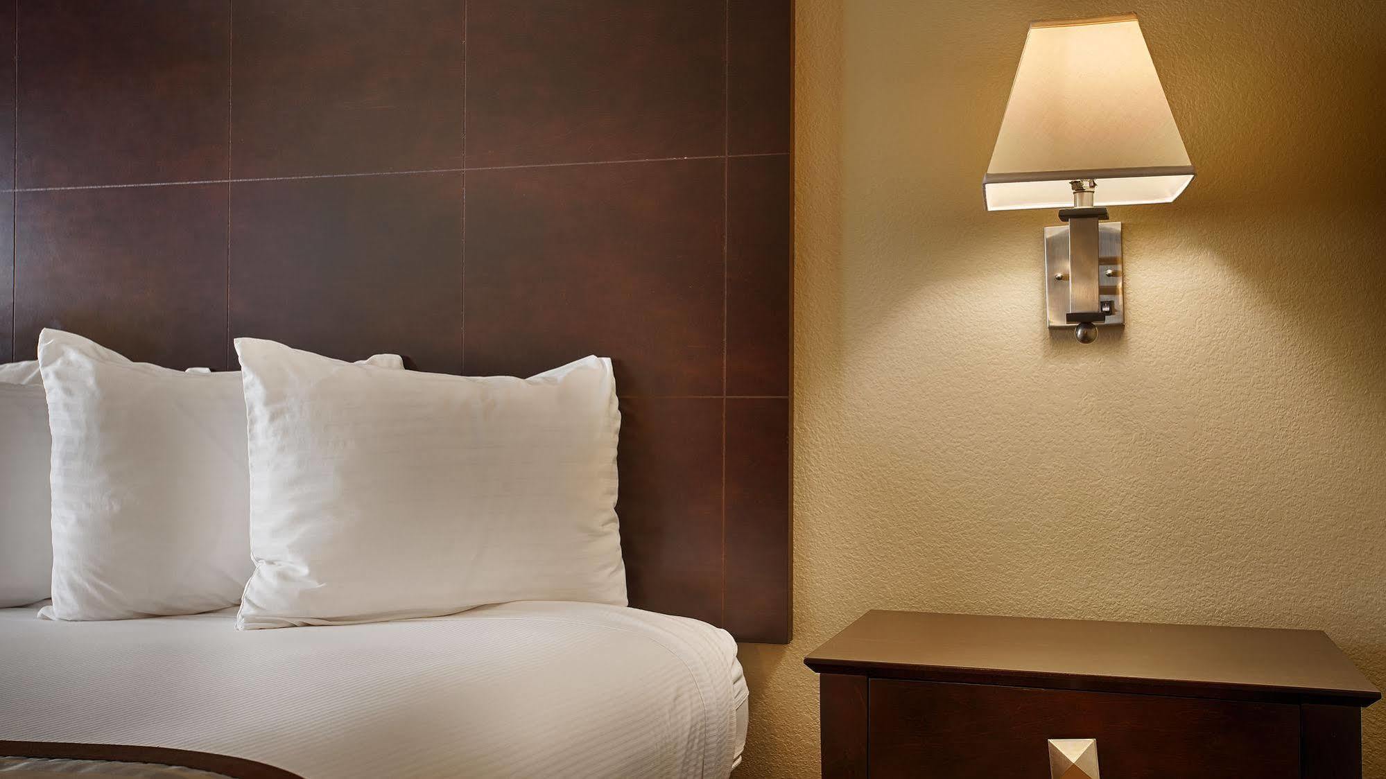 Best Western Inn & Suites San Mateo - San Francisco Airport Bagian luar foto